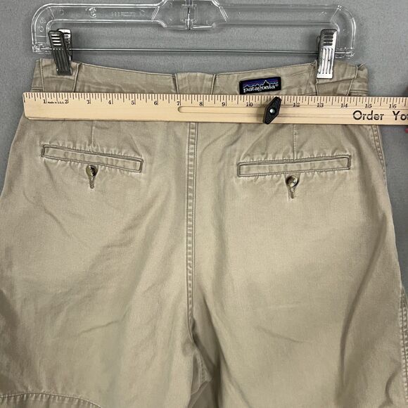 Patagonia Shorts Womens 14 Khaki Beige High Rise Pleated Chino Classic Hike Gorp - Picture 8 of 11
